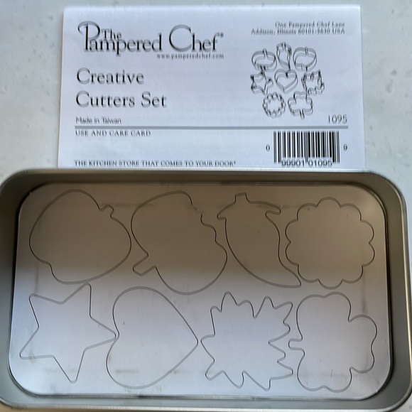 PAMPERED CHEF CREATIVE MINI COOKIE CUTTERS SET - Picture 5 of 5